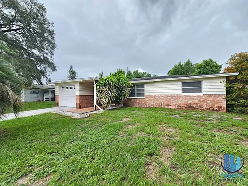 1702 Aqua Ln Photo 1