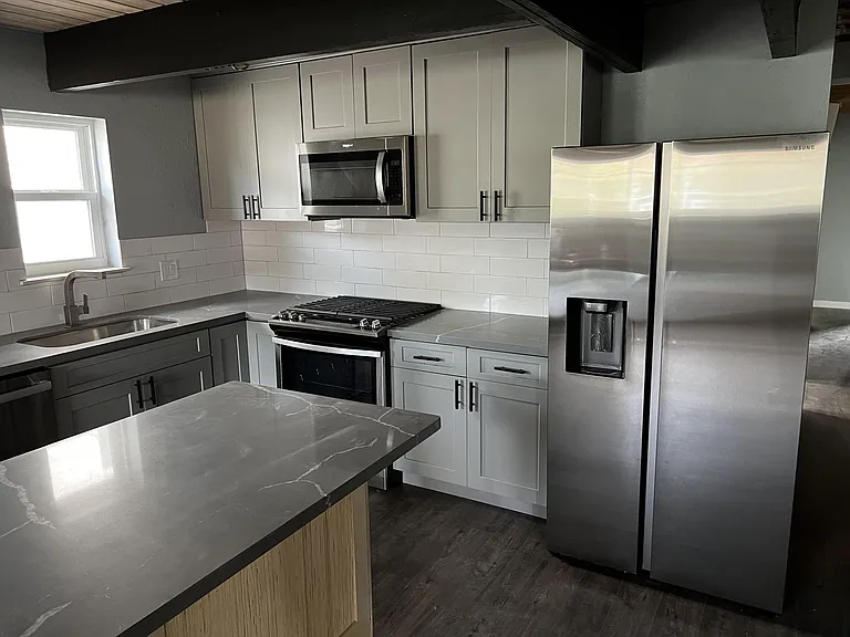3524 Calhoun St — Photo 34