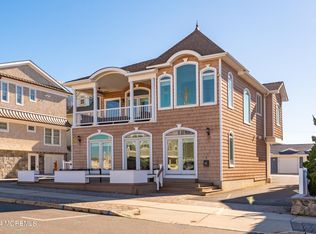 2 Reese Ave, Lavallette, NJ 08735