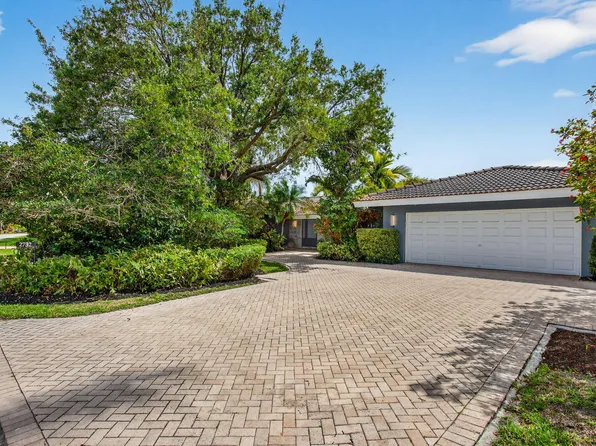 2732 NE 35th Drive, Fort Lauderdale, FL 33308