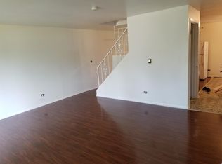 6843 W Oakton St, Niles, IL 60714