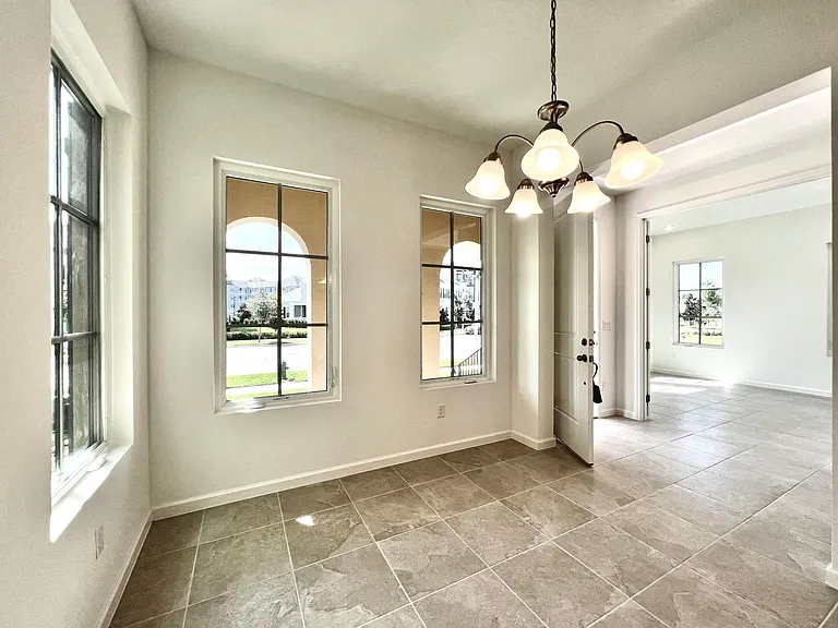 2116 Celebration Blvd — Photo 4