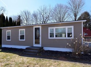 17 Skylark Rd, Colchester, CT 06415