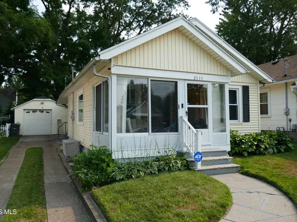 2555 Westbrook Dr, Toledo, OH 43613