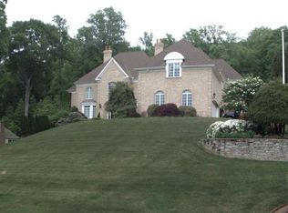 306 Rockwood Dr, Southington, CT 06489