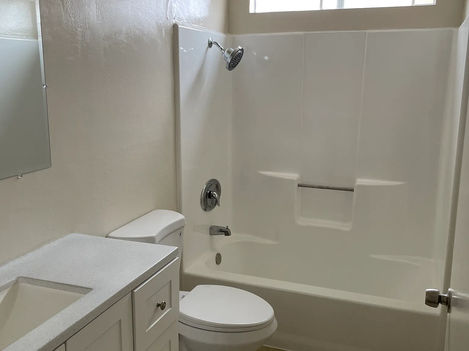 2 bed, $2,200 — Photo 4