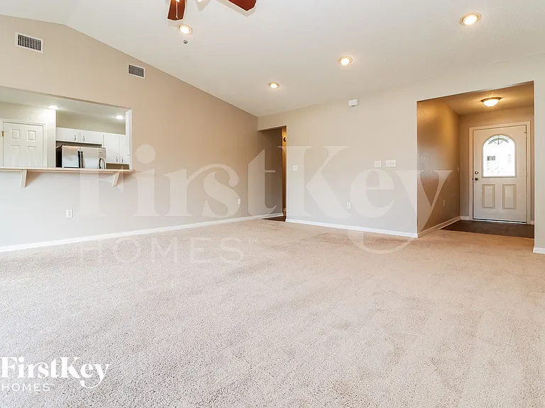 3487 Imperial Manor Way — Photo 2