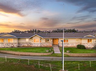 20839 Bear Hollow Rd, Grass Valley, CA 95949