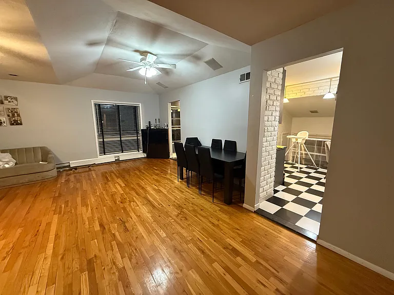 756 Caldwell Ave — Photo 2