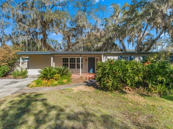 412 Berwick Ave, Temple Terrace, FL 33617