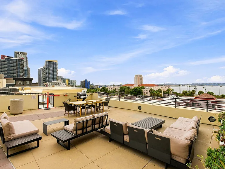 1780 Kettner Blvd #516 — Photo 44