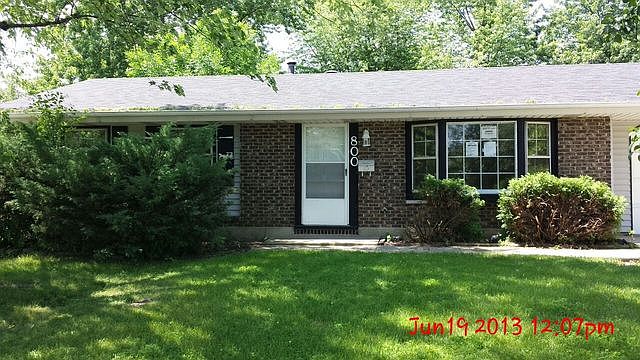 1st image of 800 Cedarcrest Dr