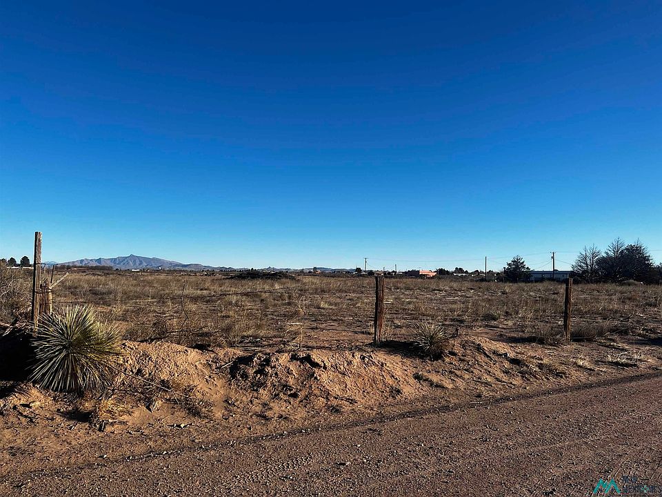 1st image of Lemitar Rd SW