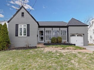 837 Wild Cherry Ln, Saint Louis, MO