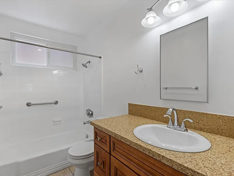 135 S Belmont St #1 — Photo 26