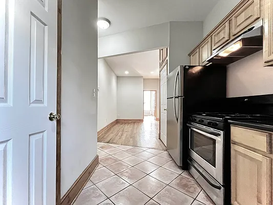 Rented by Brown Harris Stevens | media 18