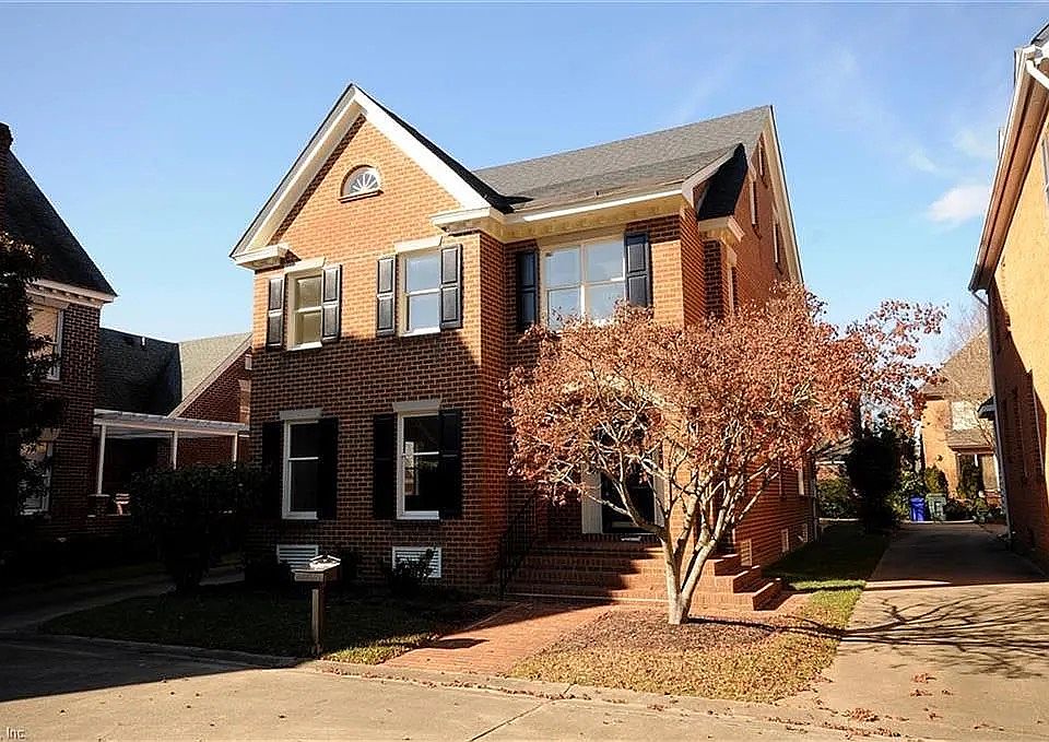1st image of 607 E Mowbray Ct