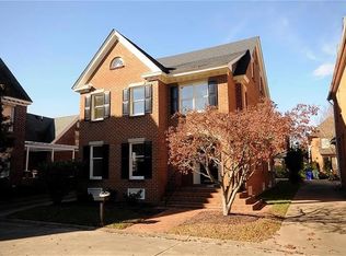 607 E Mowbray Ct, Norfolk, VA 23507