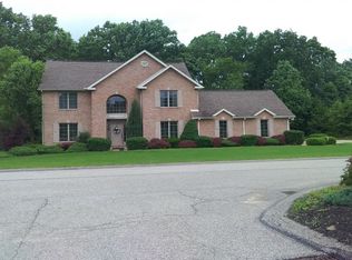 1024 Valleyview Dr, Latrobe, PA 15650