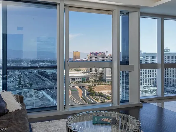 4471 Dean Martin Dr, Paradise Town, NV