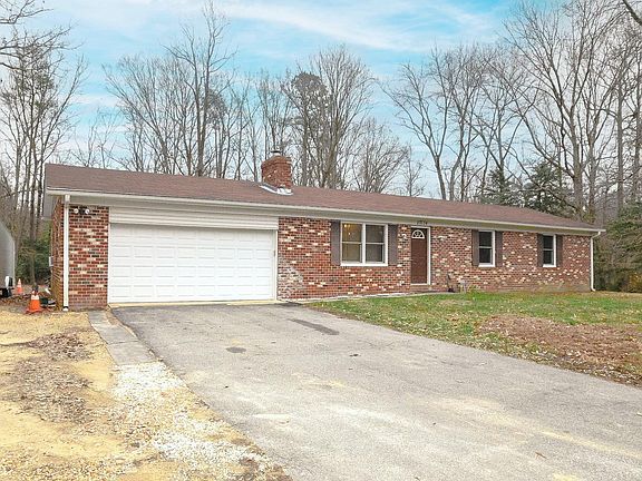 3rd image of 27034 Oxley Dr