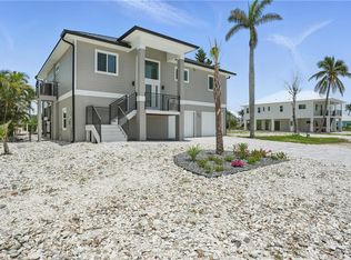 231 Flamingo St, Fort Myers Beach, FL 33931