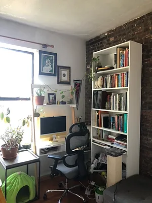 Rented by Fifth & Forever LLC | media 33