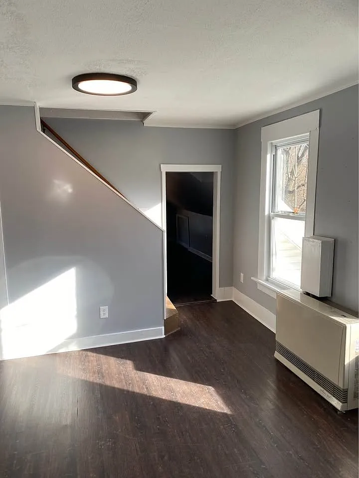 2 bed, $1,650 — Photo 4