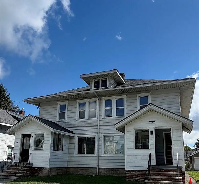 142-44 Lynwood Ave #2