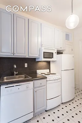 Rented by Compass | media 29