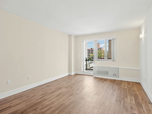 5th image of 37-25 33rd St #5H