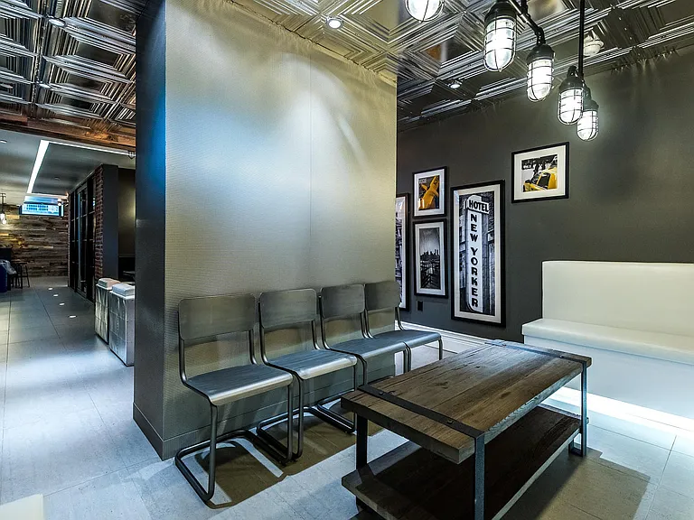 69 Ten Eyck St #2C — Photo 11