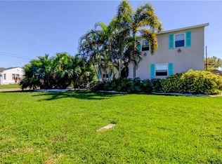 656 40th Ave NE, Saint Petersburg, FL 33703