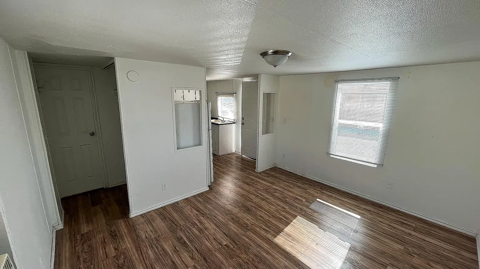 2 bed, $375 — Photo 3