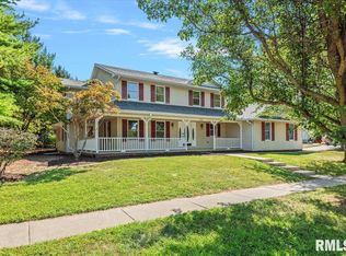 700 Country Meadows Dr, Springfield, IL 62702