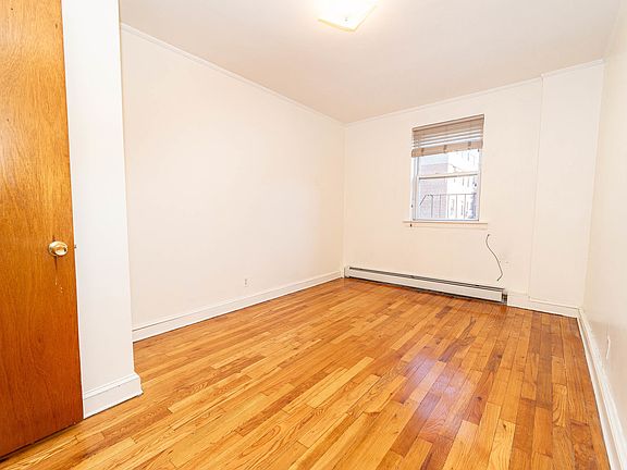 3rd image of 20-17 23rd St #B2
