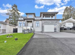 14714 111a Ave, Surrey, BC V3R 2E1