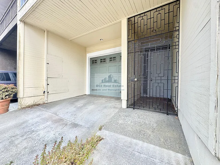 6 Topaz Way — Photo 33