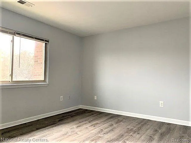 33853 Pondview Cir #23 — Photo 10