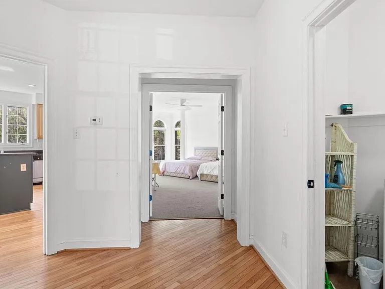 14216 Cervantes Ave — Photo 13