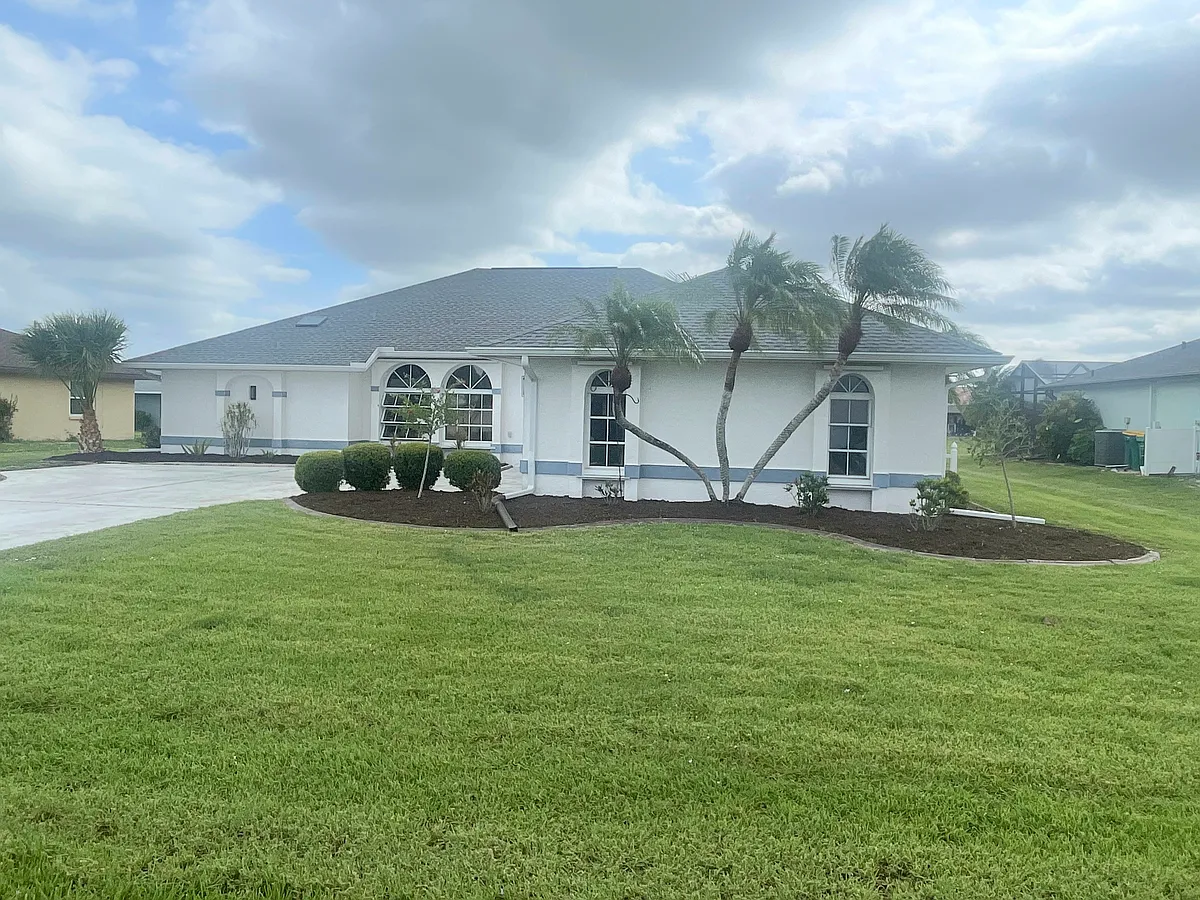 Building Photo - 1178 Paraclete Rd