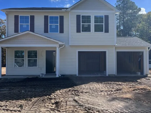 647 Lakerun Drive, Bunnlevel, NC 28323