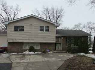 3245 W 161st St, Markham, IL 60428