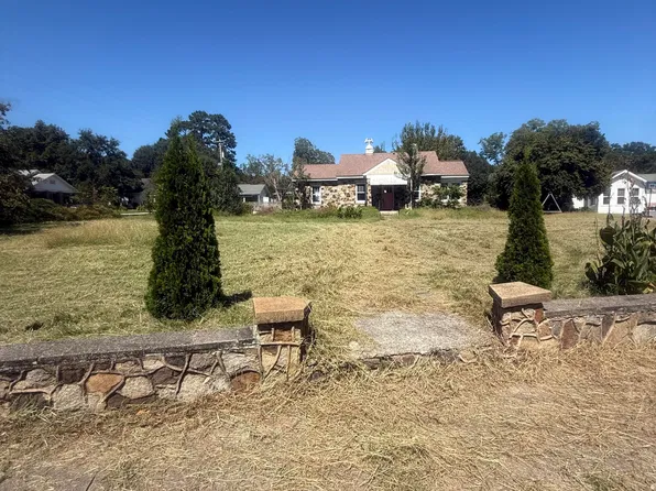 181 Louie St, Wagener, SC 29164