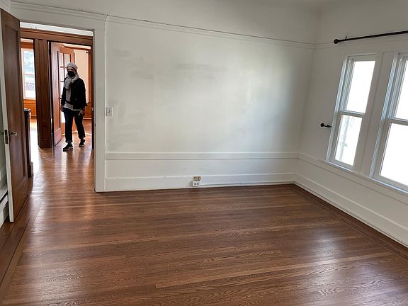 3rd image of 49 Crescent Ave #49
