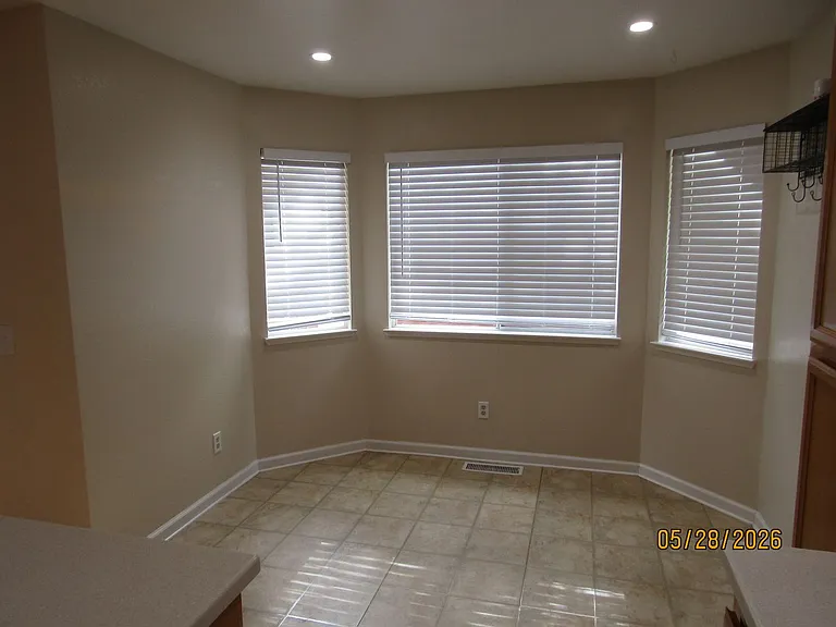 2782 Royal Oak Pl — Photo 5