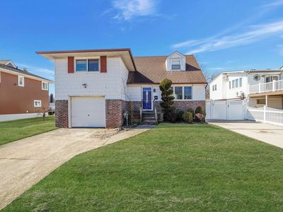 222 Nassau Avenue, Freeport, NY, 11520