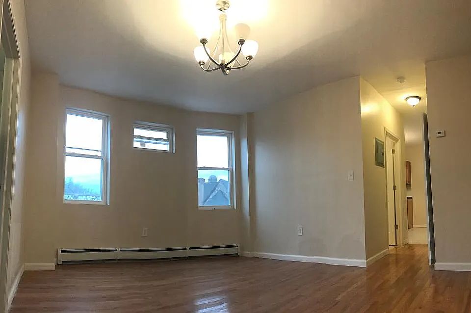 1st image of 28 Sherman Ave APT 1