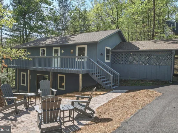 85 Pickett St, Basye, VA 22810