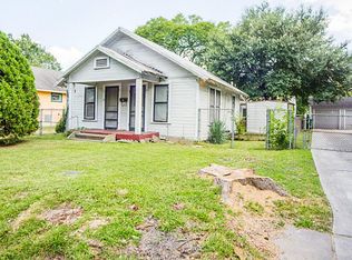 1204 Aurora St, Houston, TX 77009